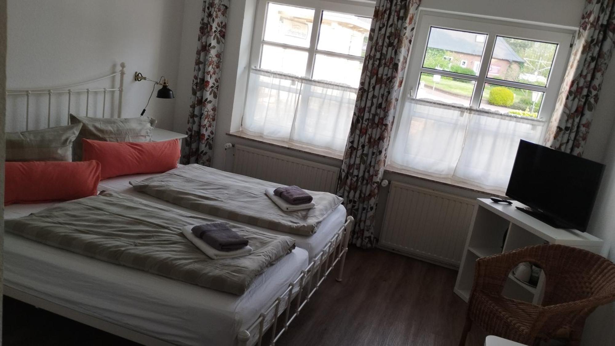 Nordfriesisches Haus Hotel Tönning Екстериор снимка