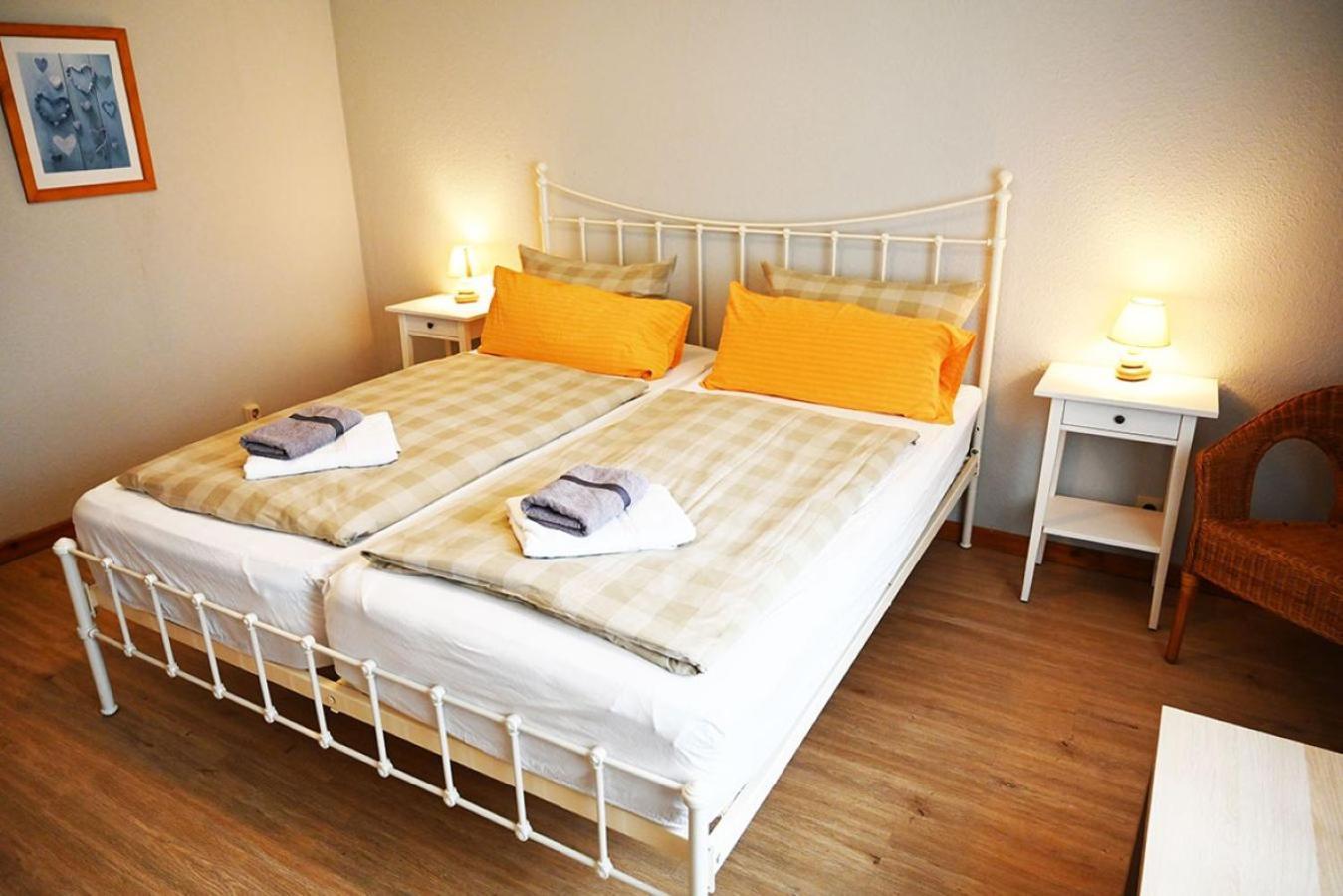 Nordfriesisches Haus Hotel Tönning Екстериор снимка