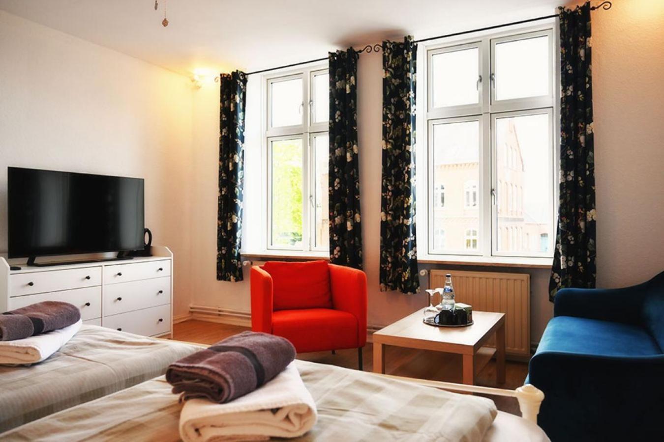 Nordfriesisches Haus Hotel Tönning Екстериор снимка